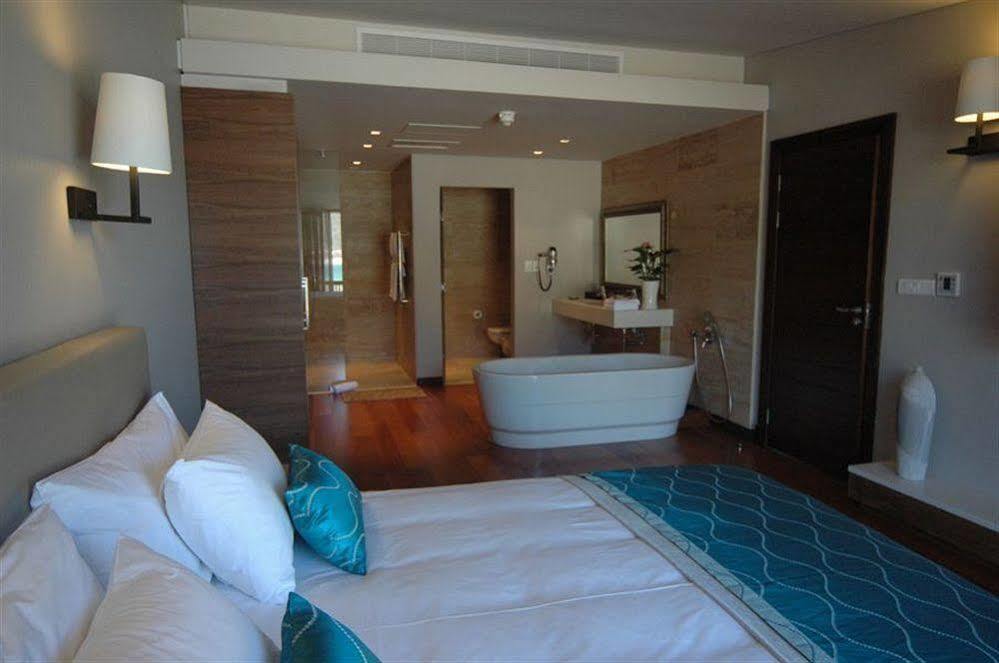 האוט ביי Chapmans Peak Beach Hotel מראה חיצוני תמונה