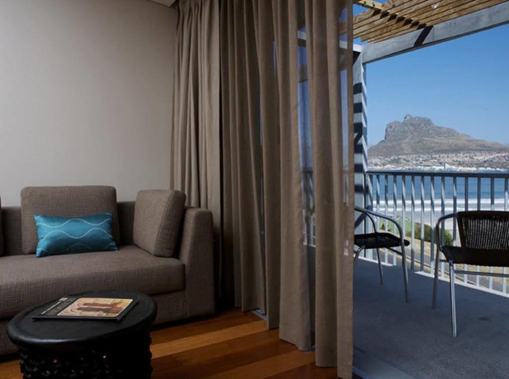 האוט ביי Chapmans Peak Beach Hotel מראה חיצוני תמונה
